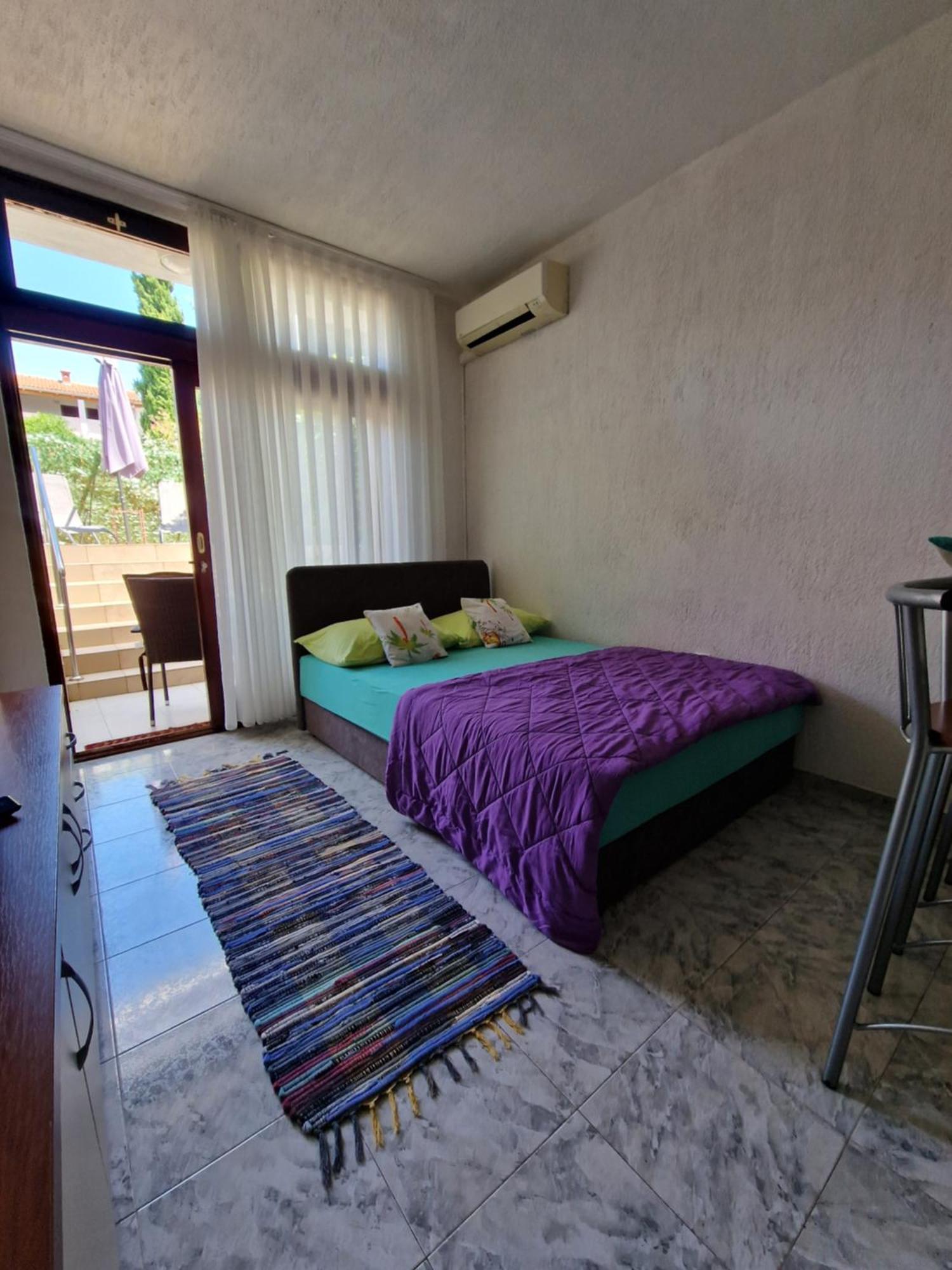 Apartments Vesna Pinezići Exterior foto