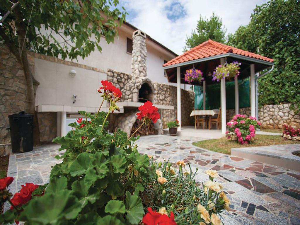 Apartments Vesna Pinezići Exterior foto
